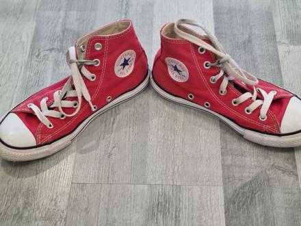 Červené converse tenisky, converse,34