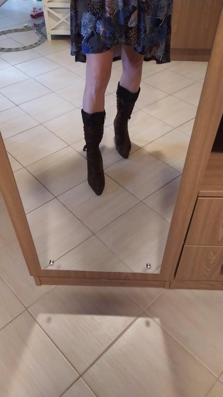 Semišové cizmy, 37