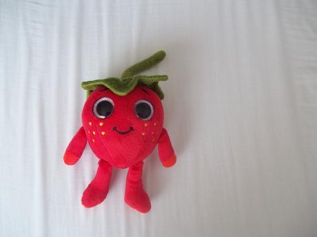 Plyšová hračka - vitaman - jahoda, 