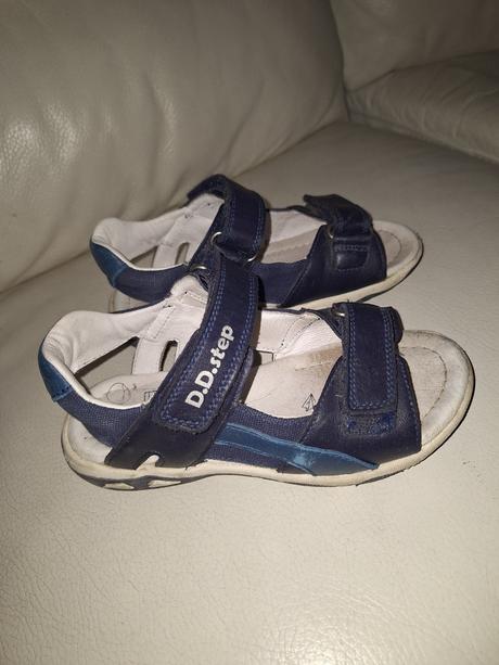 Sandále, d.d.step,31