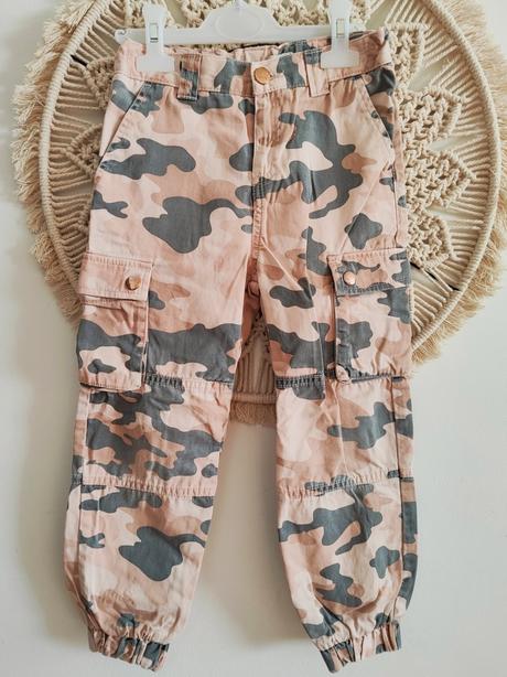 Kapsačové nohavice, f&f,122