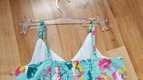 Dievčenské šaty, 140