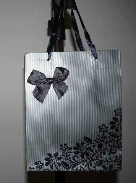 Darcek.taska kvety 1, 