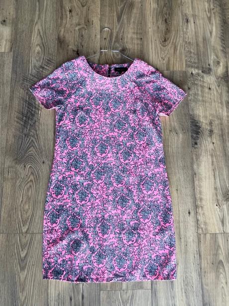 Saty new look, new look,s