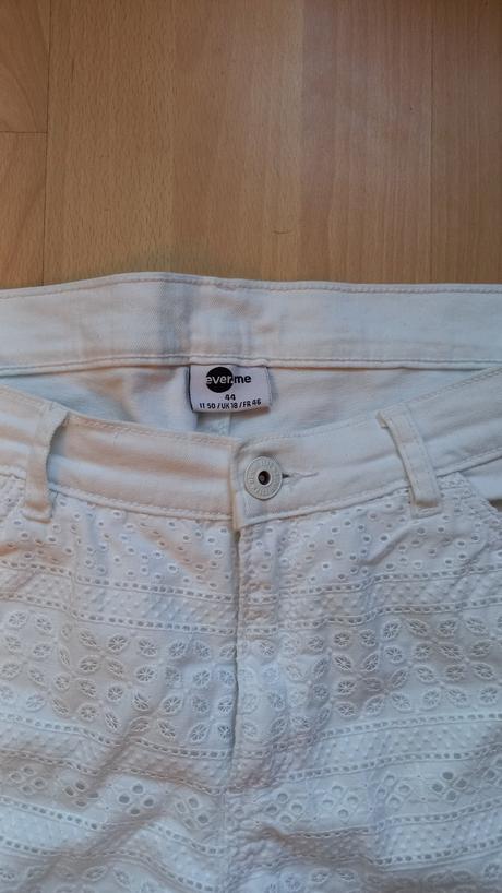 Šortky, takko,44