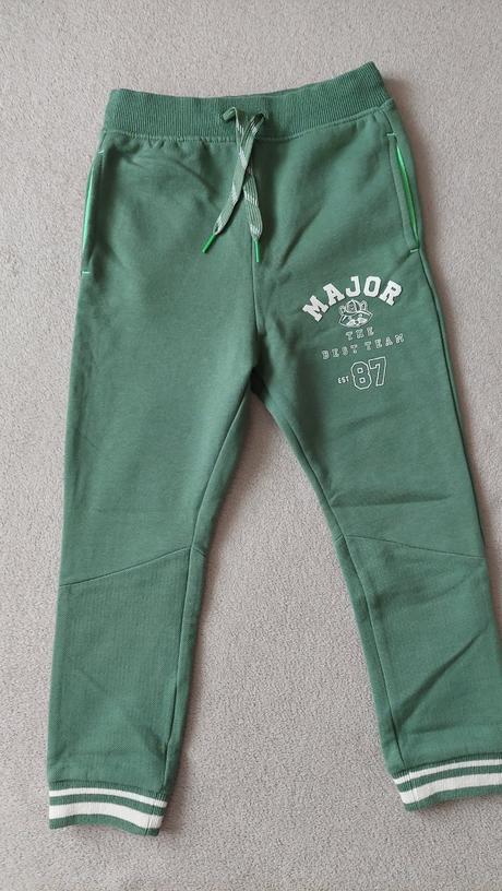 Tepláky, sergent major,110