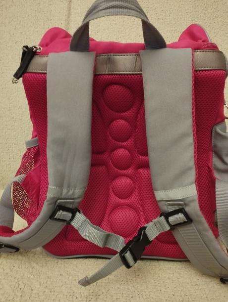 Ponúkam na predaj školskú tašku ecco, 