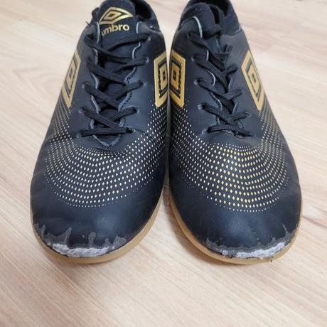 Futbalové tenisky halovky umbro, umbro,35