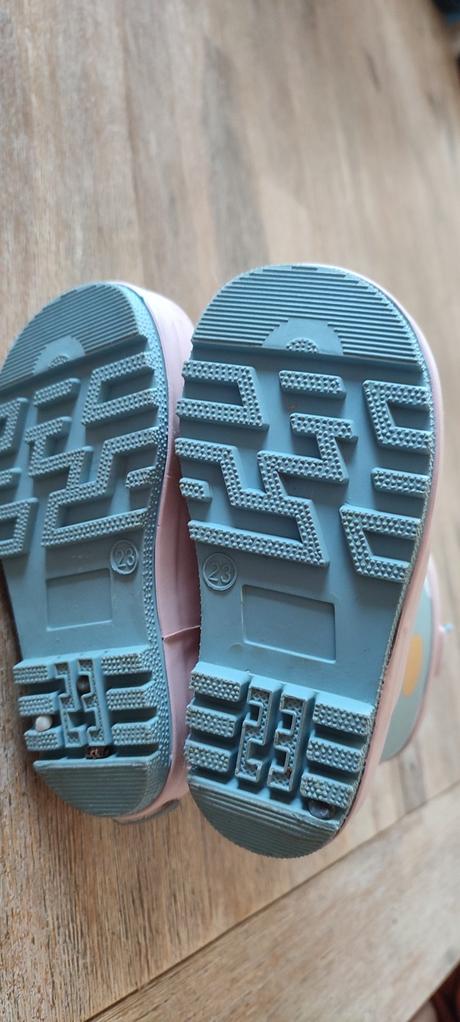 Impidimpi gumaky, 23