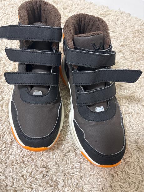 Predám detské chlapčenské topánky, deichmann,35