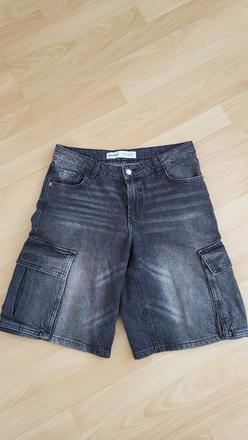 Kratke rifle, bershka,34