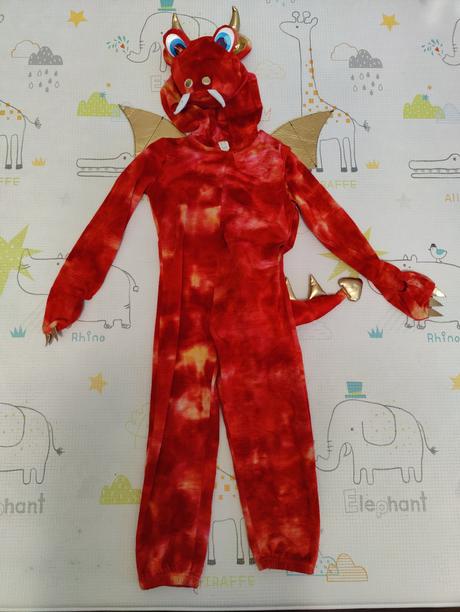 Karnevalový kostým - červený drak, 