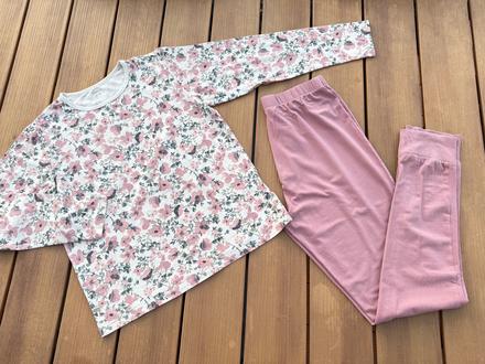 Kvetované pyžamko 146-152, name it,146