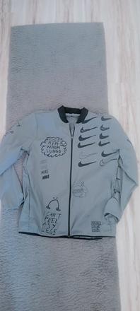 Bunda na behanie, nike,m