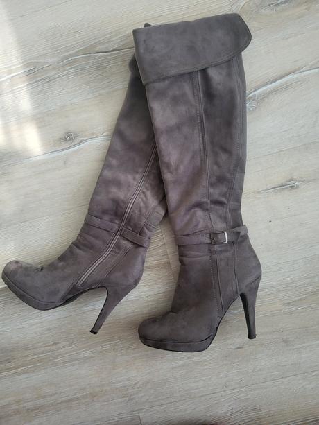 Semišové čižmy zn. baťa, baťa,38