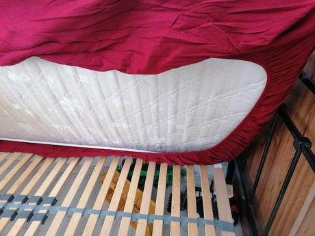 Posteľ 90x200cm, šírka (cm): 90,dĺžka (cm): 200