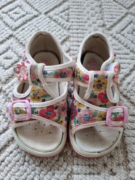 Jarne topanky a letne sandalky vek. 21, geox,21