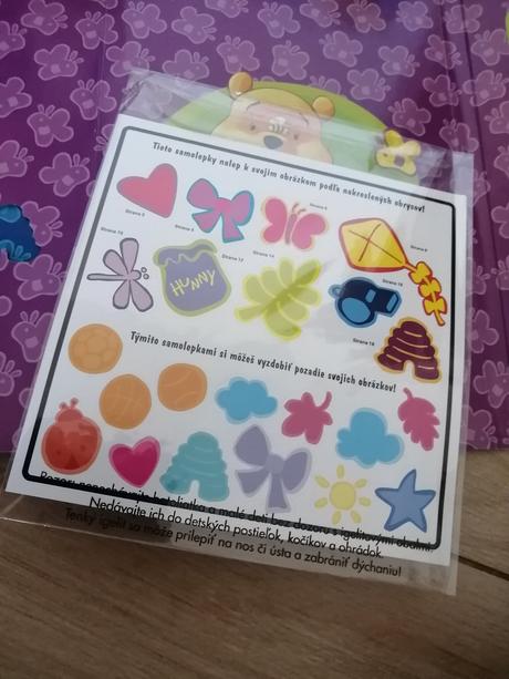 Kniha šablón so samolepkami,