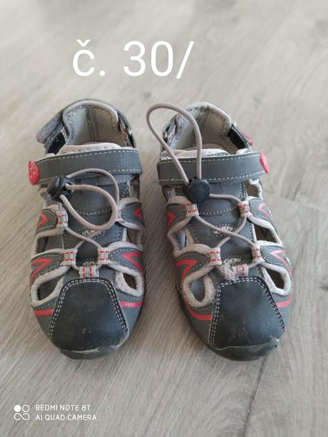 Sandále, 30