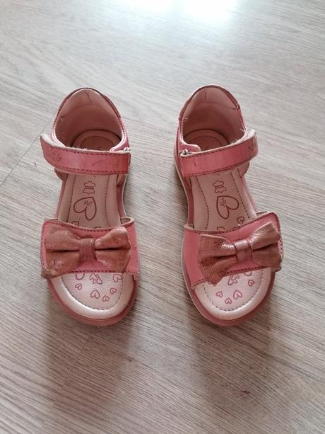 Sandalky, lasocki,26