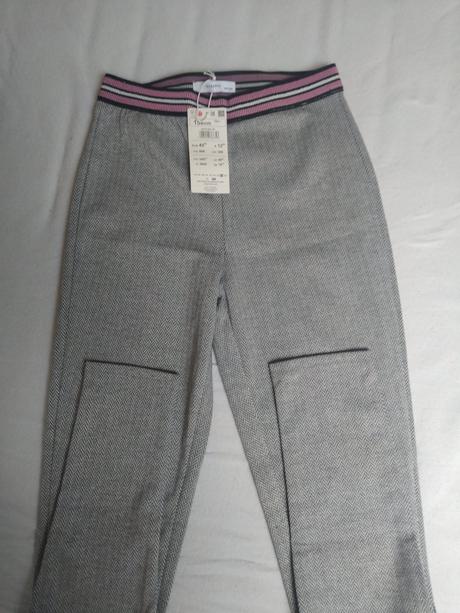 Leginy, reserved,158