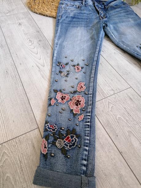 Rifle s kvietkami m, m