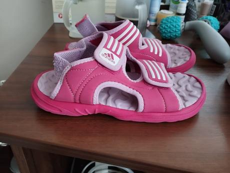 Šľapky, adidas,33