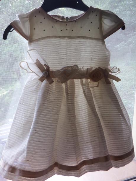 Nádherné rozprávkové šatičky, 74