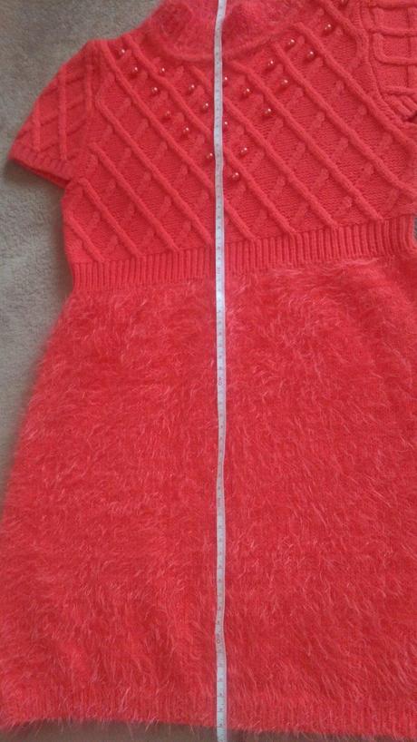Pletené šaty, 140