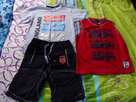 4ks tričko, tielko, kraťasy a klobúk england 86/92, 86