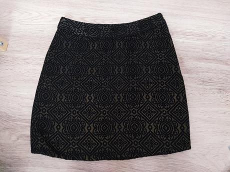 Čierno - zlatá sukňa s visačkou, xs