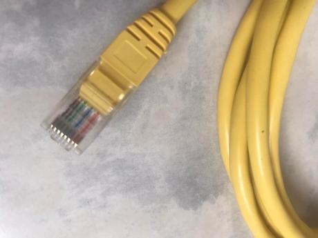 Príslušenstvo k tv - káble k internetu 4 ks,