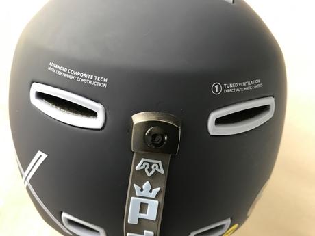 Lyziarska prilba pret lyric, s