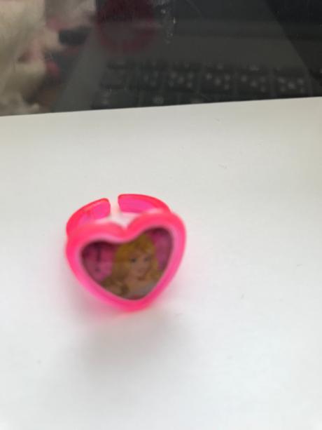 Prsten s obrazkom sipovej ruzenky,