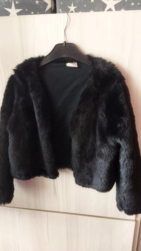 Kozusinovy kabatik, zara,140