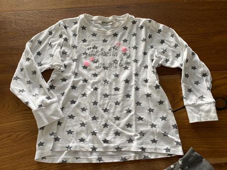 Pyzamo pre dievčatá, 146