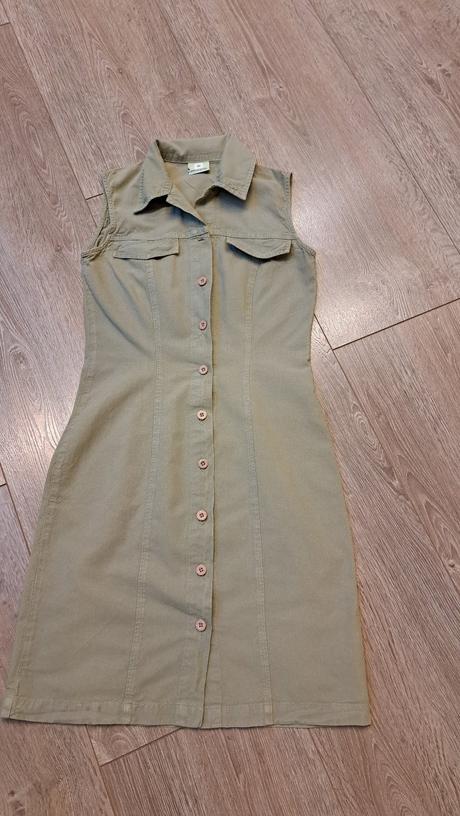 Khaki šaty, 36