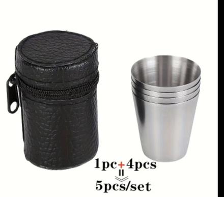 Sada nerezových pohárikov v koženkovom púzdre,