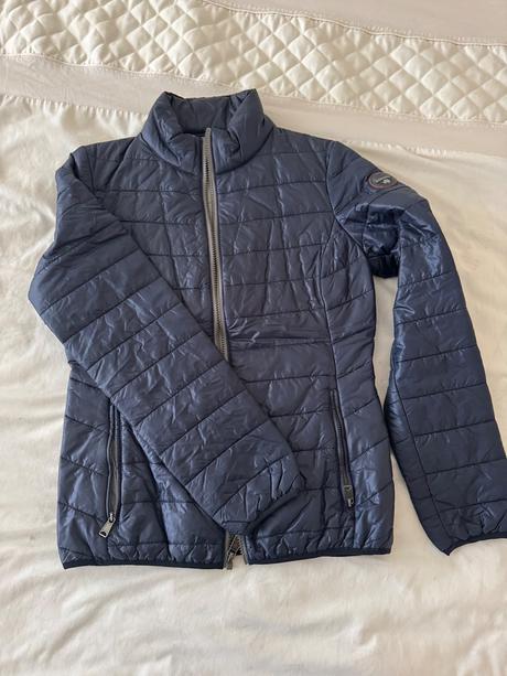 Bunda napapijri, napapijri,s