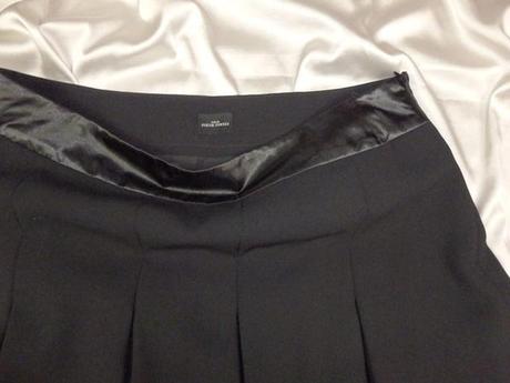 Kvalitná čierna sukňa, c&a,40