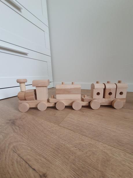 Drevený vláčik, 