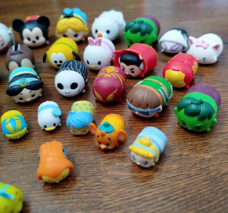 Tsum tsum figúrky 48ks - super stav,