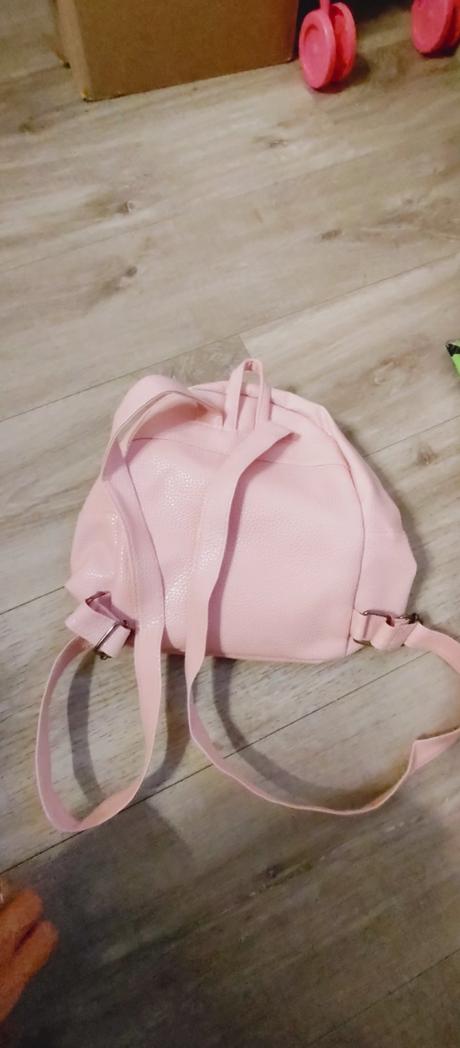 Ružový ruksačik,
