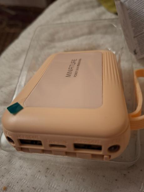 Power banka hlavne na iphone nová, 