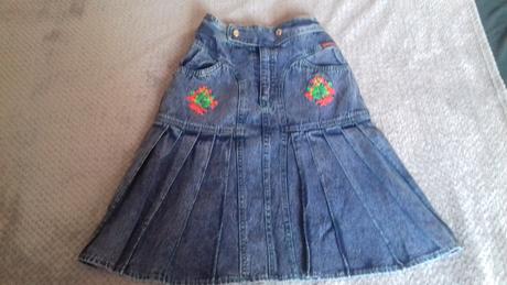 Sukňa vyšívaná, xs