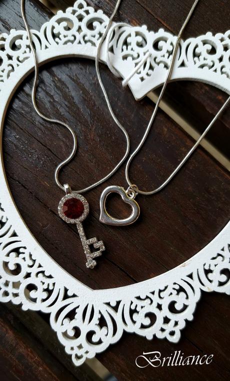 Valentinske retiazky s príveskom pre pár,