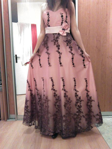 Spoločenské šaty, m