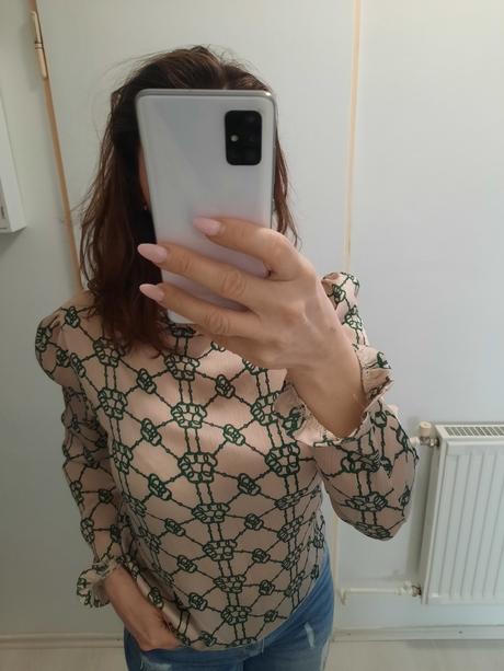 Krásna blúzka, s