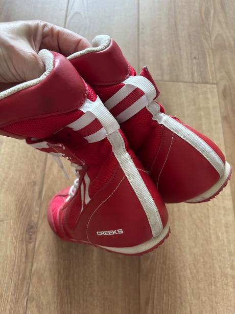Chlapčenské boxerské tenisky, 33