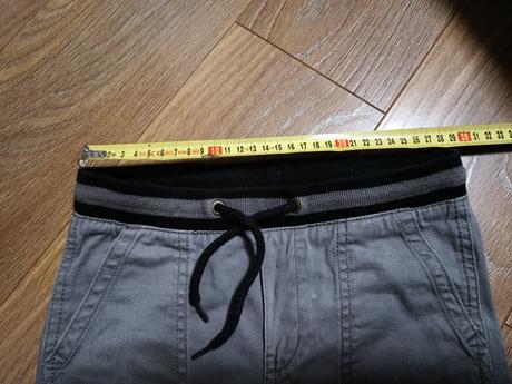 Nohavice 6-7 rokov, h&m,122